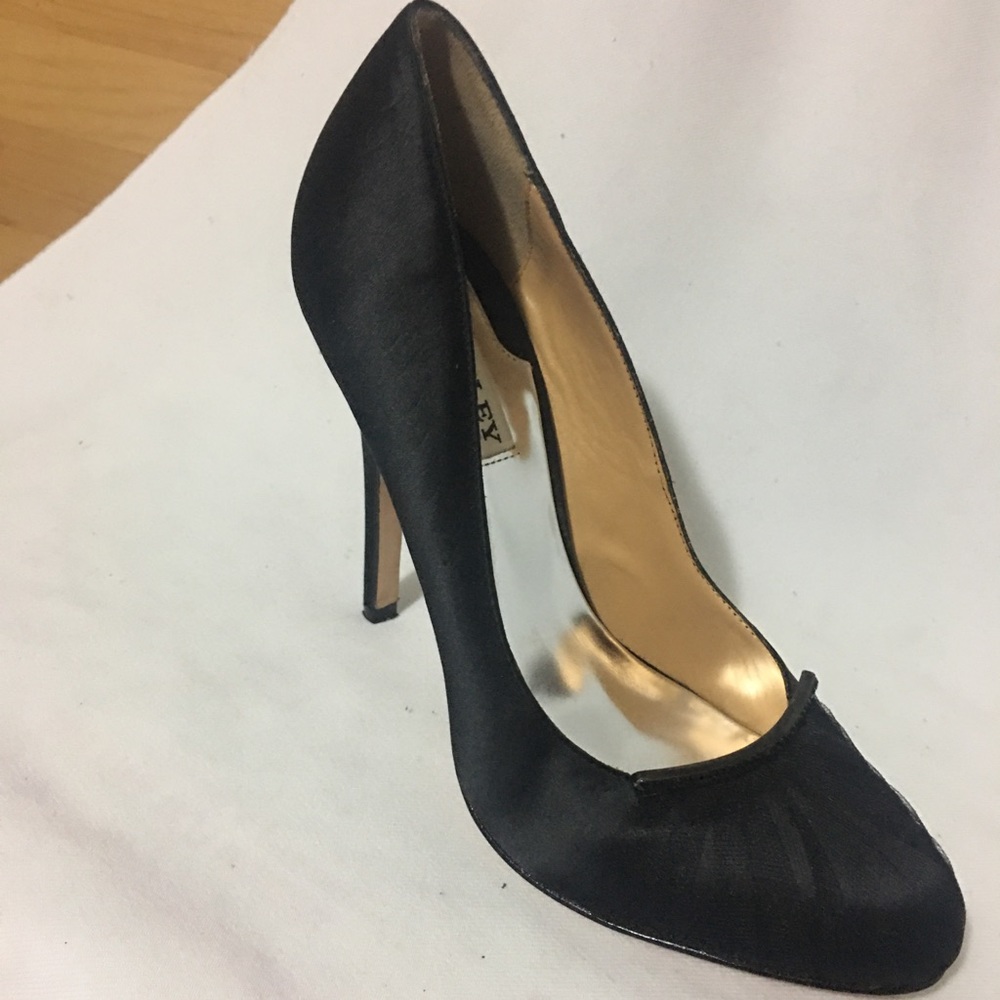 Badgley Mischak Women’s Black Shoes Size 6.5B
